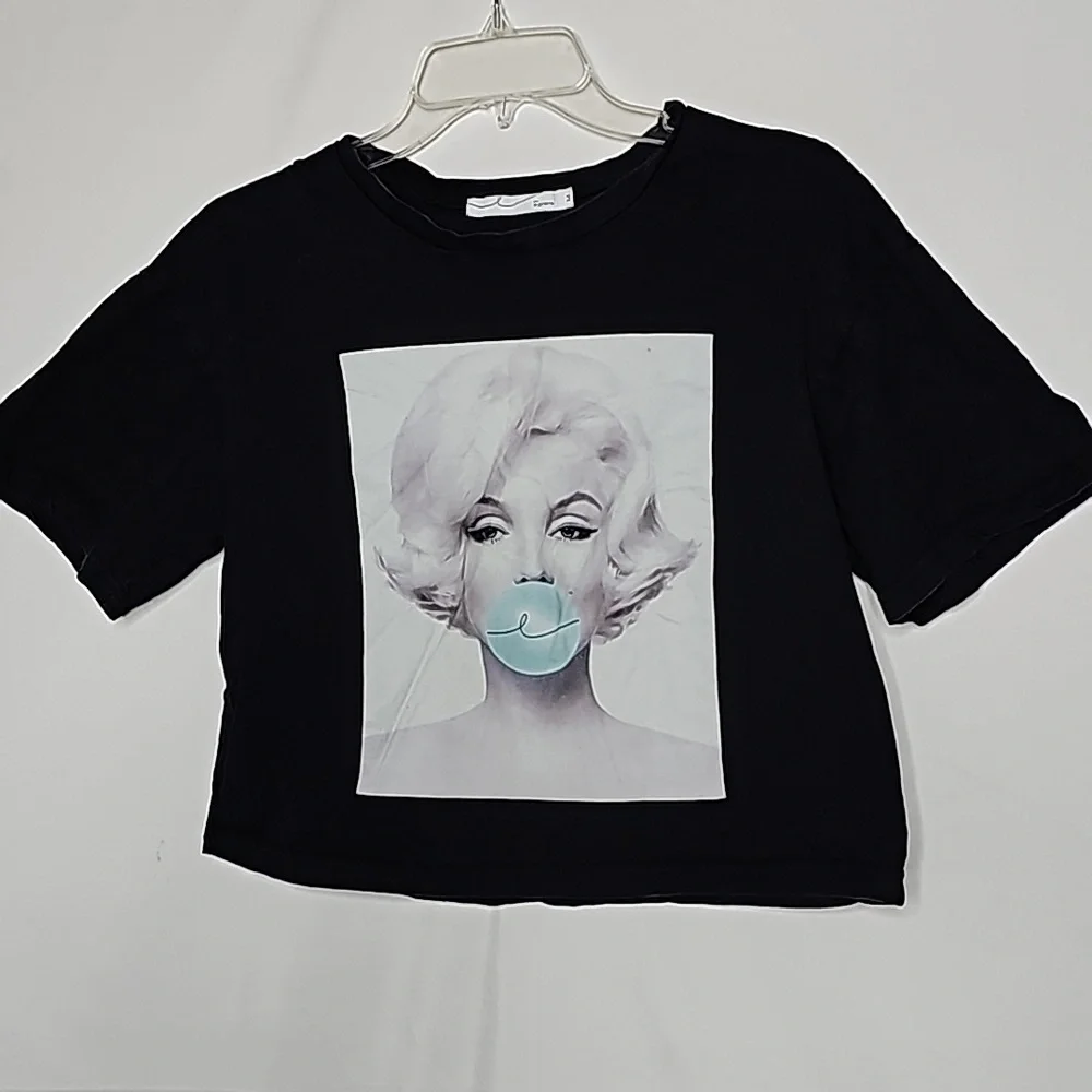 Egreis pin up Vintage short sleeve cropped black t-shirt top sz Medium - Picture 1 of 6
